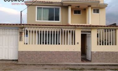 Casa de venta en Cotacachi sector Quiroga