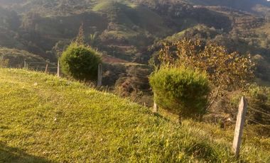 VENTA DE FINCA EN BARBOSA ANTIOQUIA.