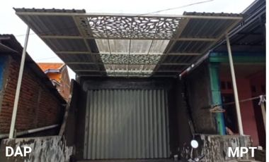 Rumah Usaha Menganti Gresik Dijual 0 Jalan Raya Provinsi Dekat Surabaya