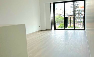 VENDO MODERNO FLAT EN MIRAFLORES A 2 CUADRAS DEL MALECON CISNEROS