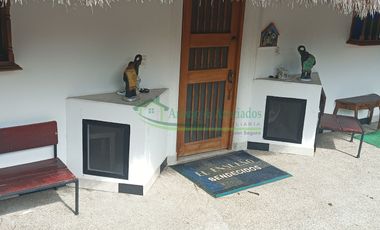 VENDEMOS HERMOSA FINCA CON ARBOLES FRUTALES Y LAGO.