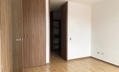 PR21692 Apartamento en arriendo en el sector Loma del Escobero