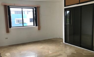 Departamento de alquiler en Kennedy Norte, 3 dormitorios, 1 parqueo.