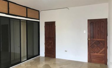 Departamento de alquiler en Kennedy Norte, 3 dormitorios, 1 parqueo.