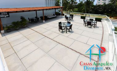 Depa con terraza y vista parcial al mar
