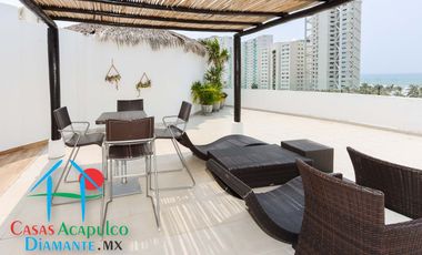 Depa con terraza y vista parcial al mar