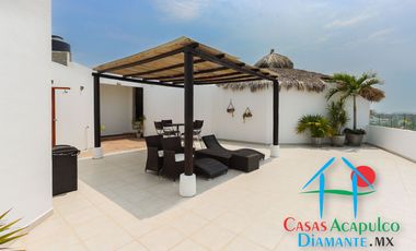 Depa con terraza y vista parcial al mar