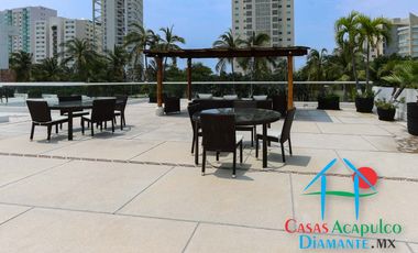 Depa con terraza y vista parcial al mar