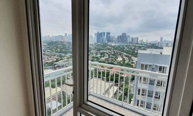 Affordable Penthouse 25K Month for 115 sqm 3 BR near The Grove along C5