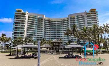 Departamento de playa en oportunidad por Otis. Terraza con jacuzzi y vista frontal al mar