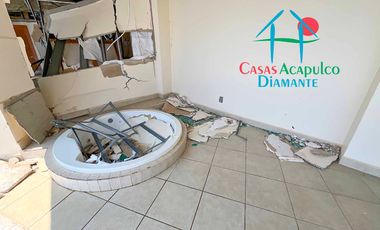 Departamento de playa en oportunidad por Otis. Terraza con jacuzzi y vista frontal al mar