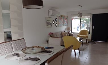 Casa de estreno en venta Urbanizacion Los Prados via Salitre cerca del Colegio Tejar.
