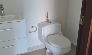 Apartamento frente a la bahía.