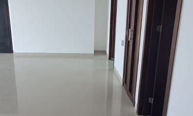 Apartamento frente a la bahía.