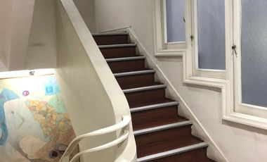 Edificio de 4 pisos en V. Letelier especial para Organismos Gubernamentales
