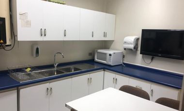 Edificio de 4 pisos en V. Letelier especial para Organismos Gubernamentales