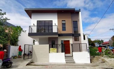 NEWLY BUILT 4 BEDROOMS HOUSE IN THE GLENS SAN PEDRO LAGUNA