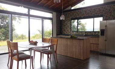 45023 Casa en arriendo en el sector Altos de Palmas