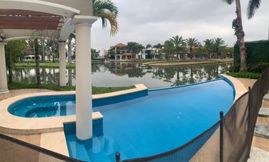 Via La Costa, Renta de Hermosa Casa 4 Dorm. Full Amoblada con Piscina
