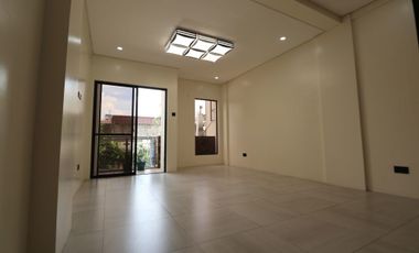 4 Storey Townhouse for sale in Kamuning QC w/ 2 Carport near Centris Mall