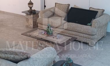 ¡SE VENDE! Casa de playa en pasaje el Rey del Mar, condominio las Brisas de Villa, Chorrillos.