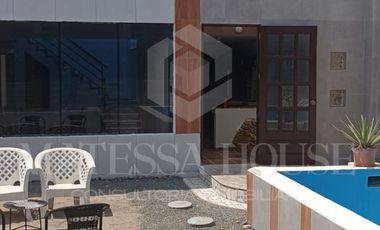 ¡SE VENDE! Casa de playa en pasaje el Rey del Mar, condominio las Brisas de Villa, Chorrillos.