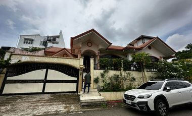 For Sale: Bungalow House/ Greenhills Subdivision