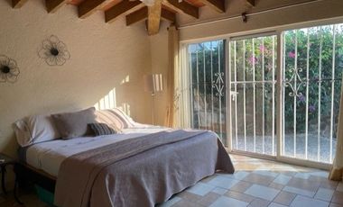 En VENTA casa sola en Fraccionamiento con vigilancia Sumiya en Jiutepec, Morelos