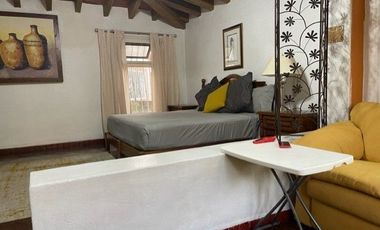En VENTA casa sola en Fraccionamiento con vigilancia Sumiya en Jiutepec, Morelos