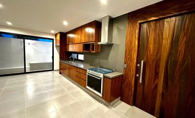 Casa Nueva en venta en Bosque Real de Santa Anita, Tlajomulco