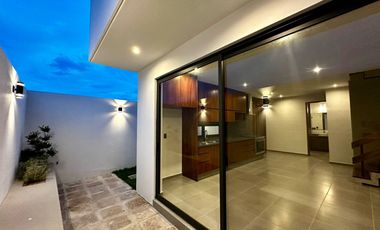 Casa Nueva en venta en Bosque Real de Santa Anita, Tlajomulco