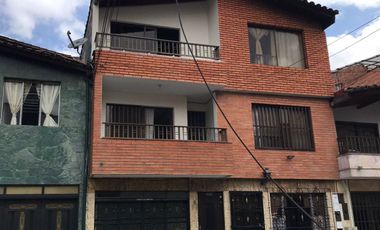 Casa 3er Piso en Venta en Santa Fe - Guayabal - Medellin 131m2