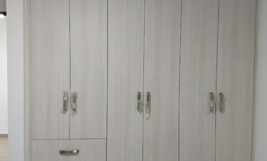 RENTA EXCELENTE DEPARTAMENTO EN PLANTA BAJA CON 35M2 DE TERRAZA, CLAUSTROS DEL CAMPESTRE III PRIVADA