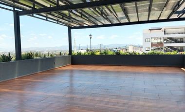 RENTA EXCELENTE DEPARTAMENTO EN PLANTA BAJA CON 35M2 DE TERRAZA, CLAUSTROS DEL CAMPESTRE III PRIVADA