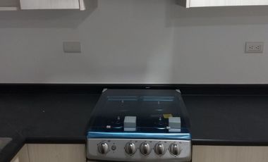 RENTA EXCELENTE DEPARTAMENTO EN PLANTA BAJA CON 35M2 DE TERRAZA, CLAUSTROS DEL CAMPESTRE III PRIVADA