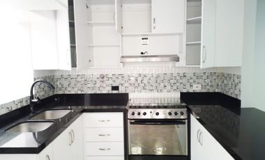 PR19728 Casa Comercial en venta en el sector Guayabal