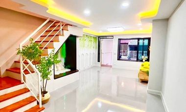 ทาวน์เฮาส์ นนทบุรี  บางบัวทอง  บางใหญ่  ตกแต่งใหม่  หมู่บ้านพร้อมจิตร   พร้อมอยู่ บางใหญ่นนทบุรี