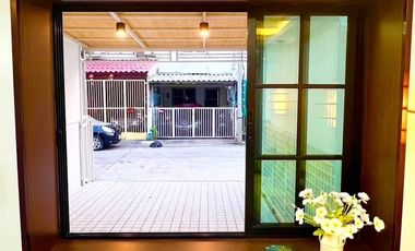 ทาวน์เฮาส์ นนทบุรี  บางบัวทอง  บางใหญ่  ตกแต่งใหม่  หมู่บ้านพร้อมจิตร   พร้อมอยู่ บางใหญ่นนทบุรี