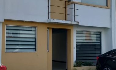 CASA EN RENTA EN FUENTES DE SAN JOSÉ