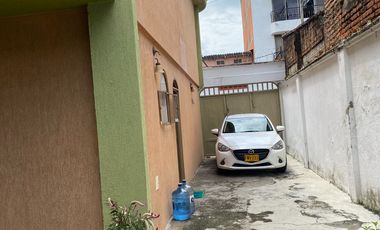 Casa Esquinera Barrio Altico Neiva - 345 M2