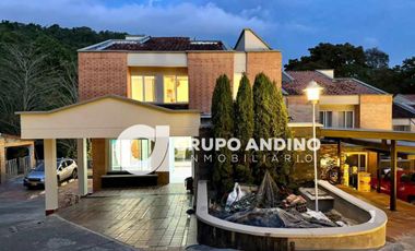 Se Vende Casa en el Conjunto Residencial Cantabria 2 Bucaramanga