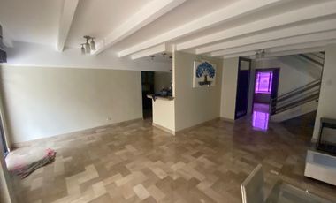 Vendo una bonita casa cerca del City Mall Alborada 10ma etapa
