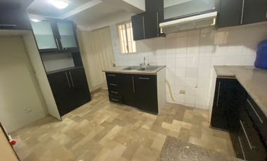 Vendo una bonita casa cerca del City Mall Alborada 10ma etapa