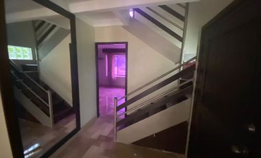 Vendo una bonita casa cerca del City Mall Alborada 10ma etapa