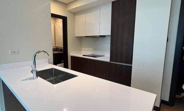 LUXURY RENT TO OWN 2 BEDROOM CONDO IN WESTIN RESIDENCES AT ORTIGAS NEAR SHANGRILA AND SM MEGAMALL