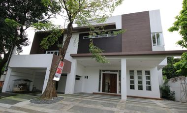 Spacious House and Lot for Sale in Katipunan Quezon City with 8 Bedrooms and 6 Car Garage PH2285