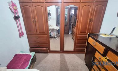 Casa con amplio terreno cerca de la feria libre