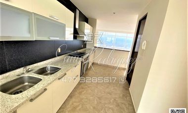 DEPARTAMENTO EN RENTA, TORRE ALTUS, JUNTO A LA SALLE, 3 REC. 3 AUTOS, DE LUJO.