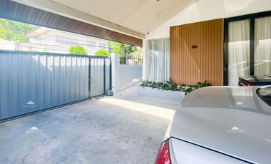 For Sale, House and Lot in Bayanihan, BF Homes along Parañaque City