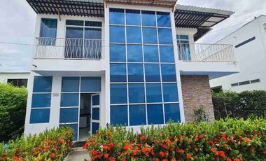 vendo hermosa casa campestre en condominio 210 mt2